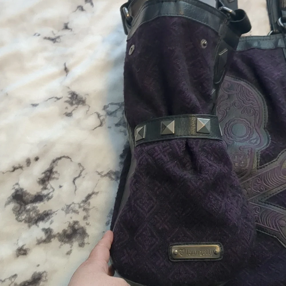 Loungefly xl weekender shoulder bag - Picture 4 of 9